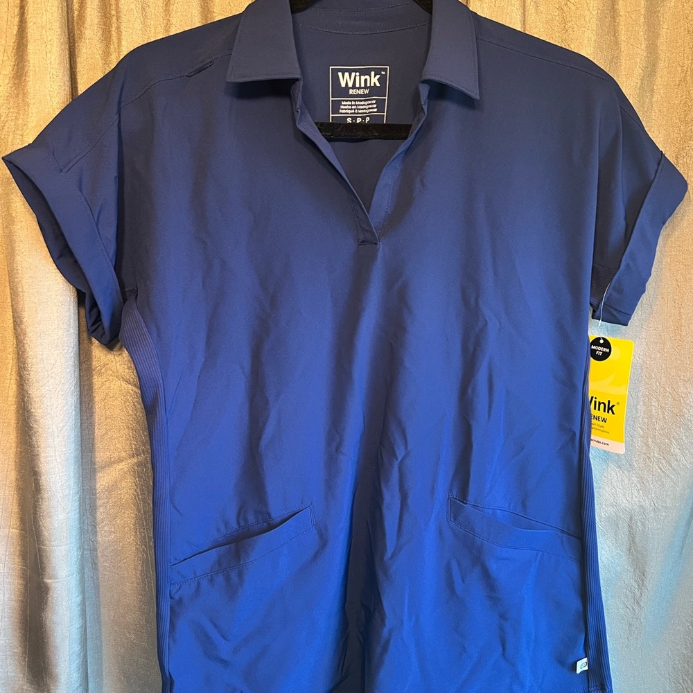 Wink Women's Scrub Top